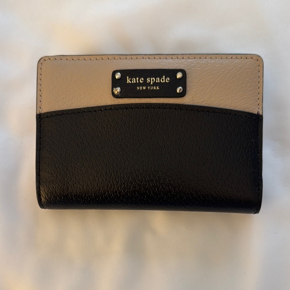 Kate Spade Black and Cream Wallet
